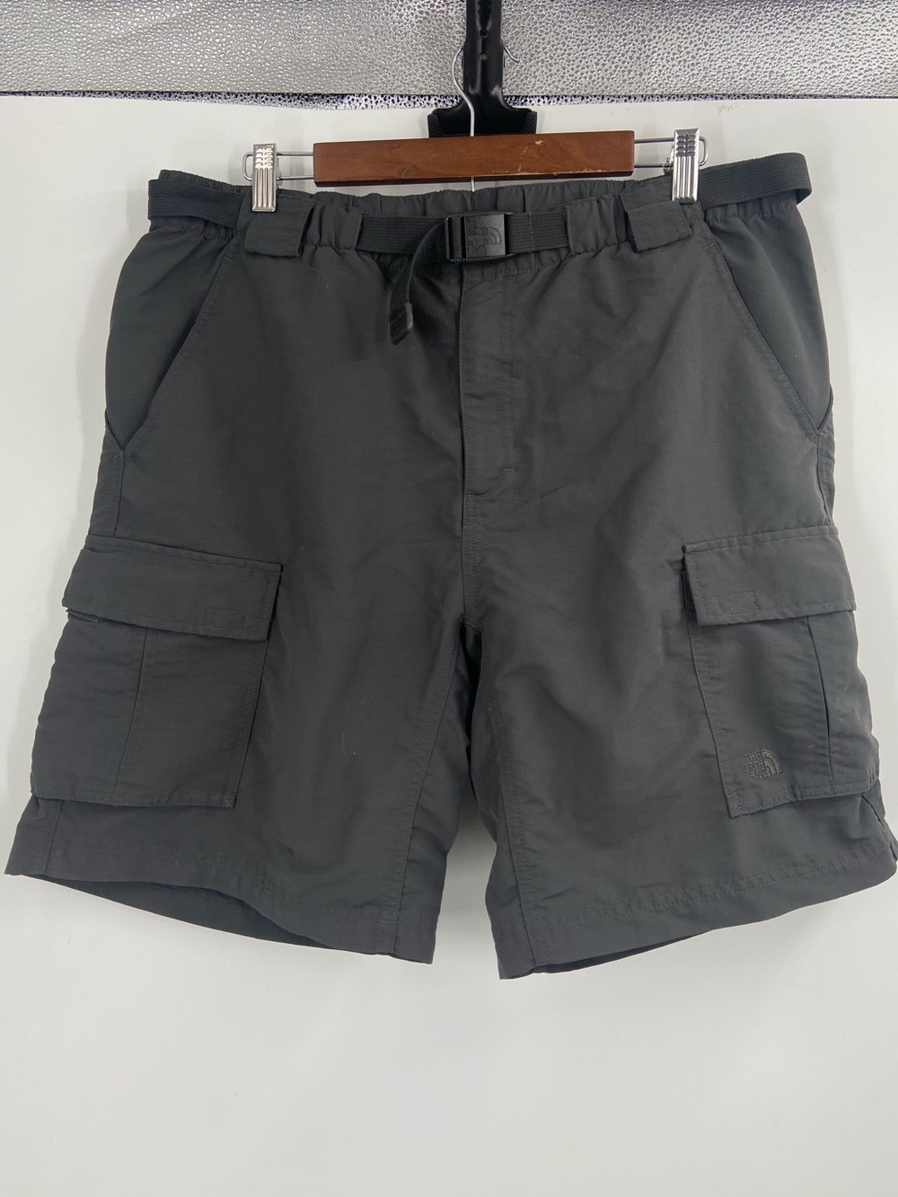The North Face Men’s Nylon Shorts Gray Large